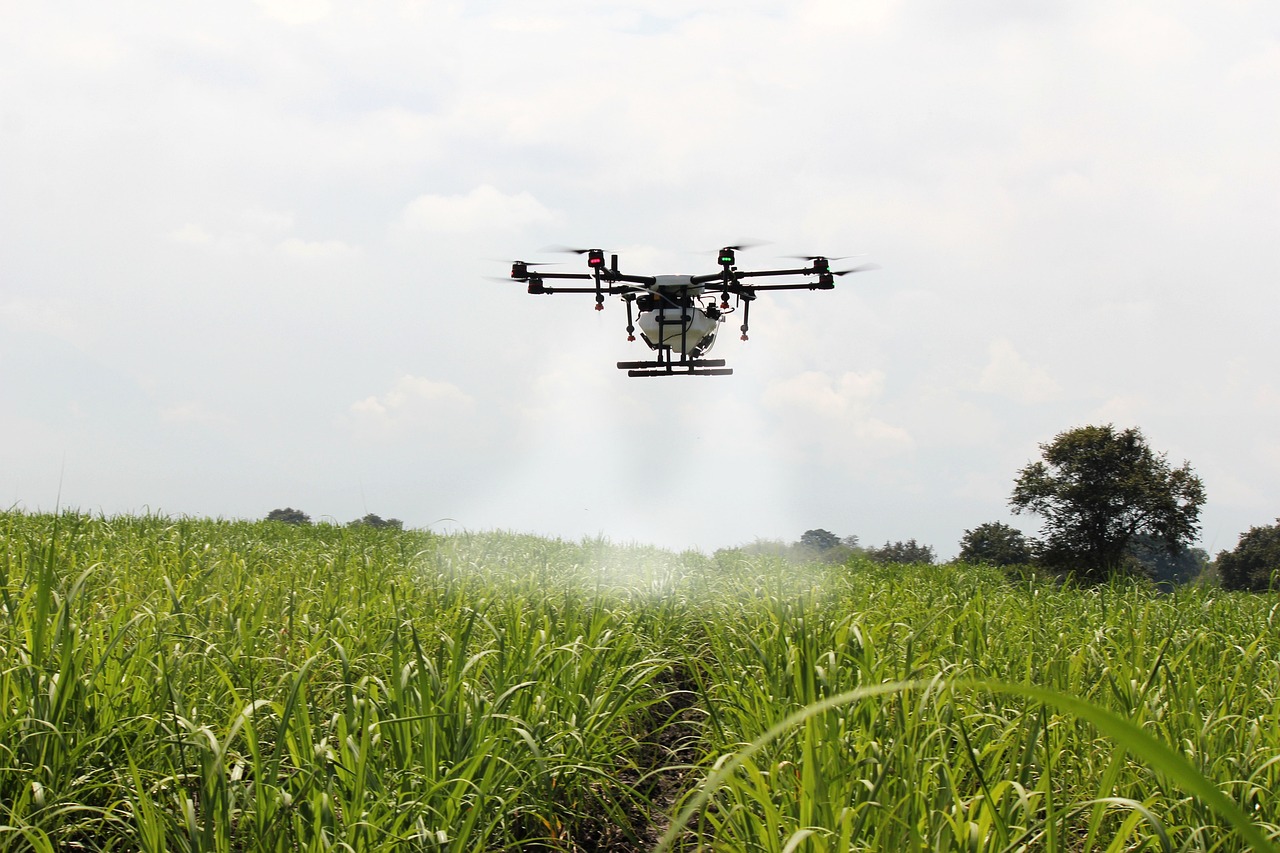 Drony w Rolnictwie: Nowa Era Precyzyjnego Rolnictwa